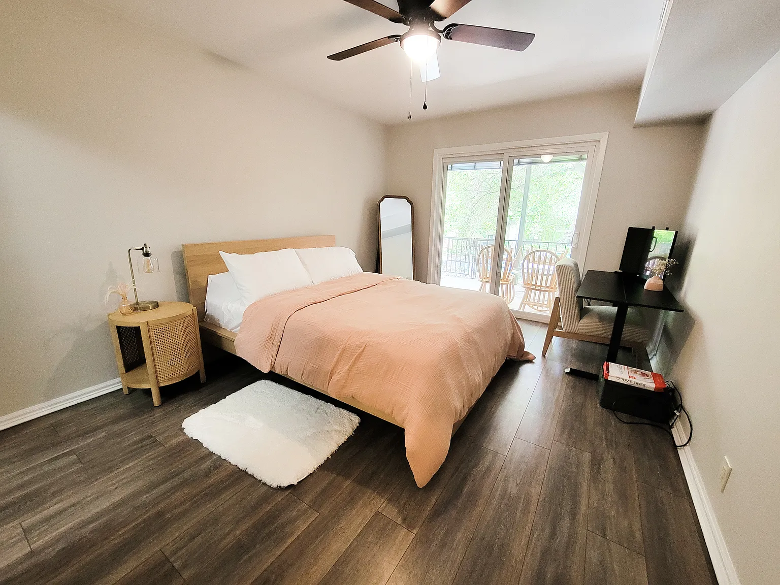 1 bed, $2,400 — Photo 3