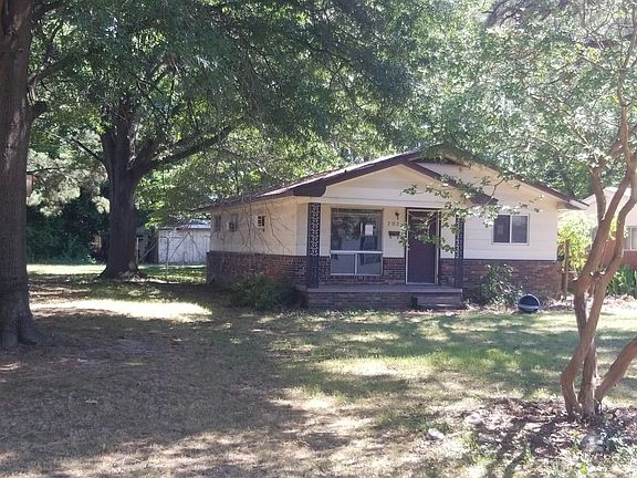 3rd image of 702 Josephine St