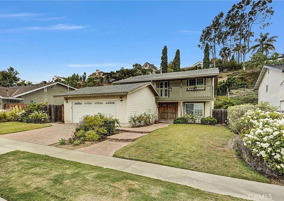 1st image of 32611 Carreterra Dr