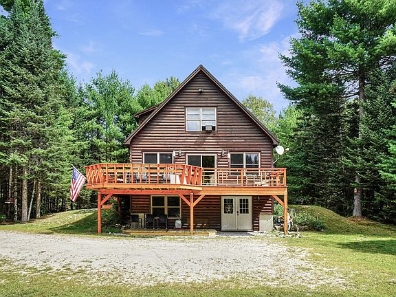 3rd image of 15 English Woods Road
