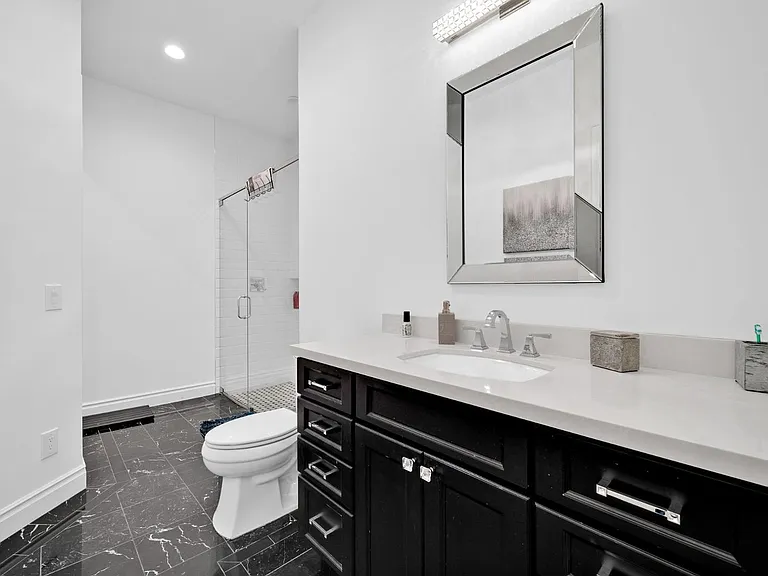 4819 N 68th Pl — Photo 22