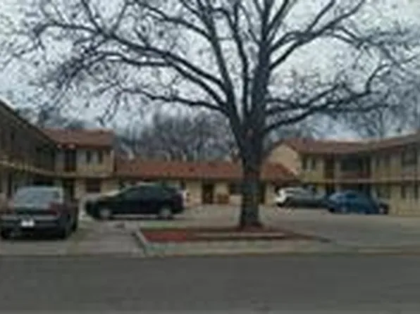 208 Veterans Ave