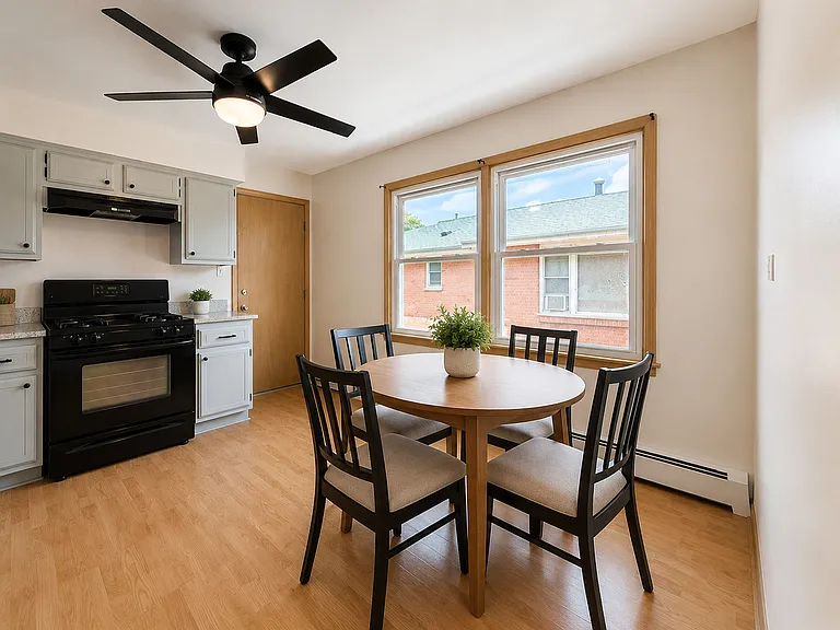 4425 Prairie Ave #C — Photo 8