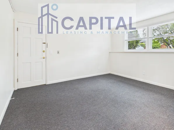 55 Alabama Ave APT 1A, Warwick, RI 02888