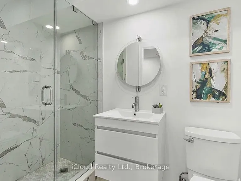 386 Coxwell Ave — Photo 9