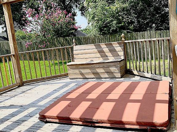 Hot tub off main bedroom