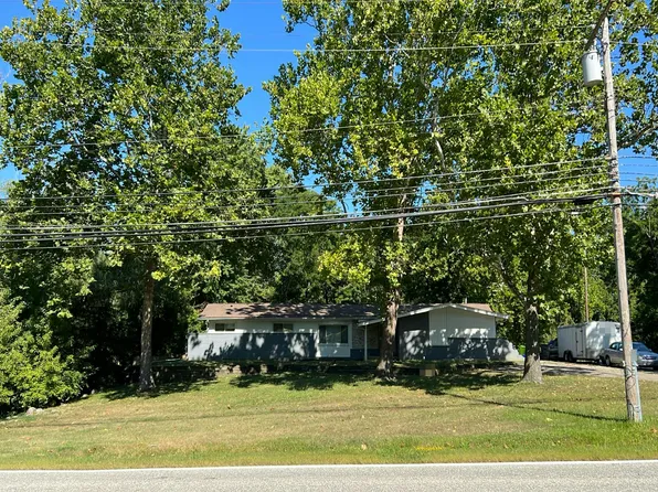 15705 Millar Rd, Clinton Township, MI 48036