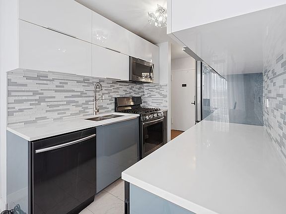 3rd image of 2475 W 16th St APT 14D