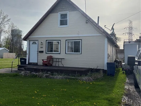 538 59th St, Niagara Falls, NY 14304