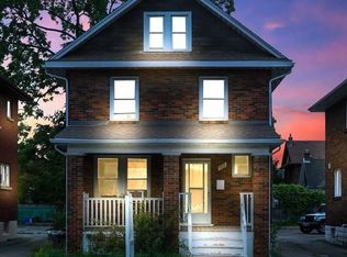 160 Adelaide Ave E, Oshawa, ON L1G 1Z3