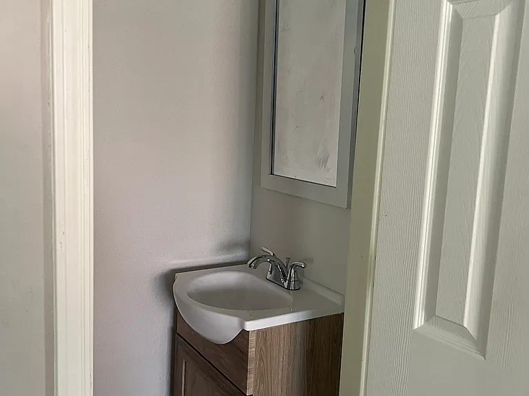 5820 Chatham Ln — Photo 21