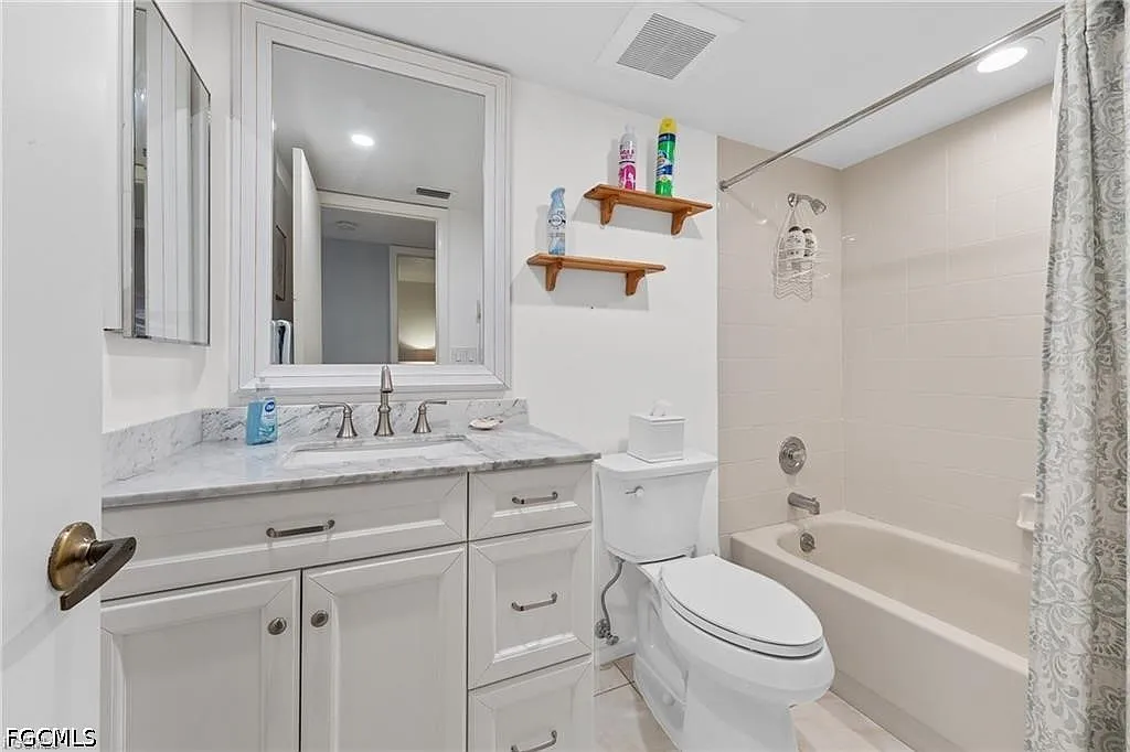 2 bed, 2.0 bath, 1056 sqft, $3,000 — Photo 4