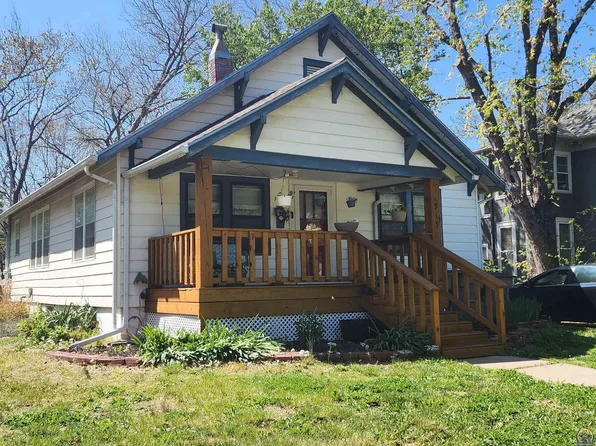 915 Rural St, Emporia, KS 66801