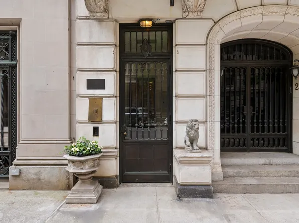 2 East 80th Street image 22 of 24