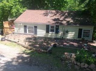 19 Aldrin Rd, Oak Ridge, NJ 07438