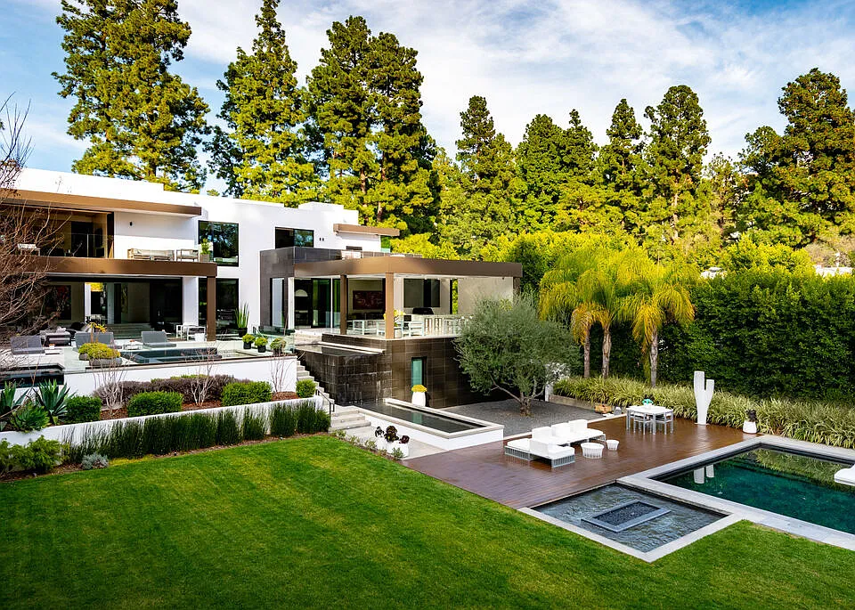 1231 Lago Vista Dr