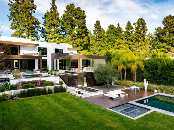 1231 Lago Vista Dr, Beverly Hills, CA 90210