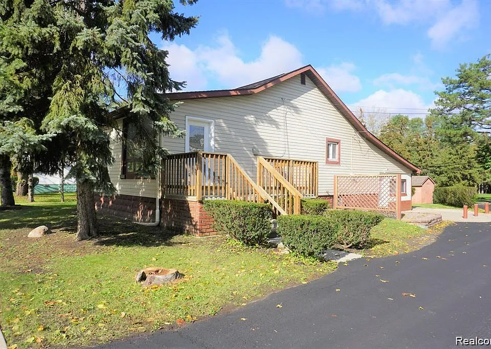 22900 Goddard Rd
