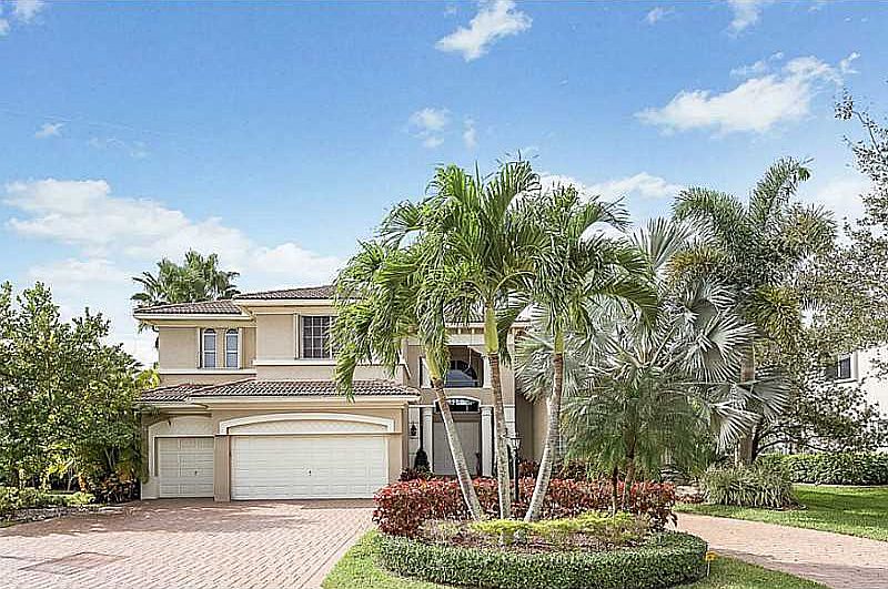 2nd image of 1262600 Nw 67 Drive