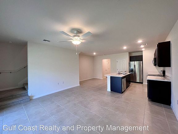 4th image of 15229 Meadowood Dr