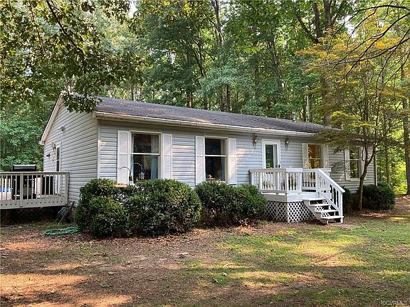 2nd image of 3125 Blount Dr