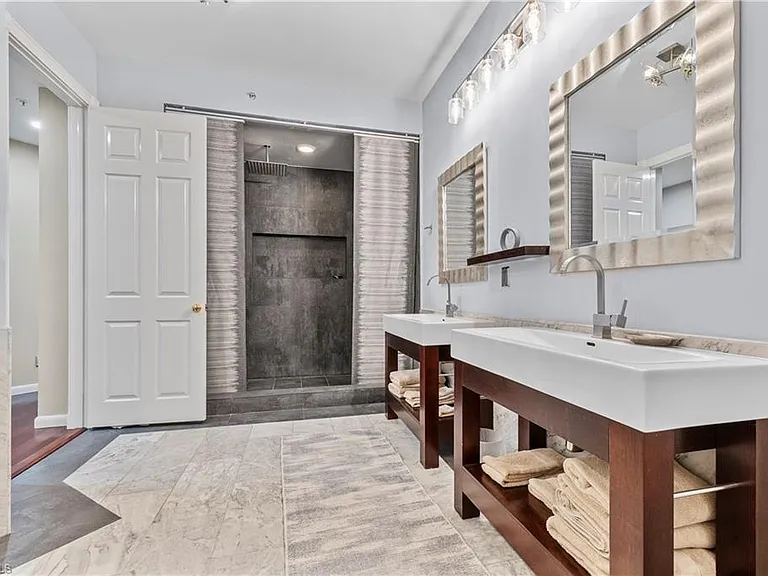 1845 Les Chateaux Blvd #202 — Photo 11