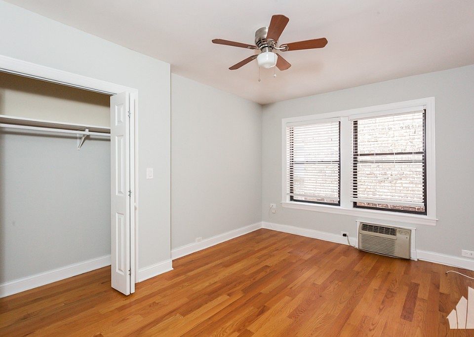 1st image of 839 W Wolfram St #407