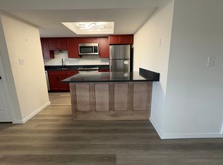 1420 48th St #B8, Seaview, WA 98644