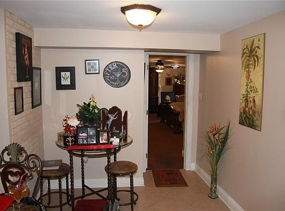 4th image of 10201 Airwood St