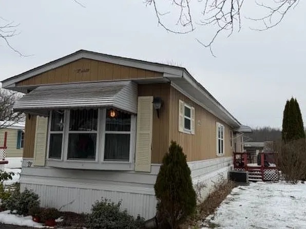 27 Powderhorn Pl, Mount Bethel, PA 18343