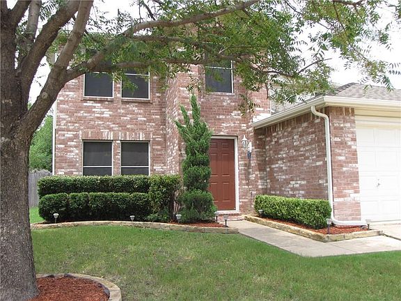 2nd image of 2305 Bradford Pear Dr