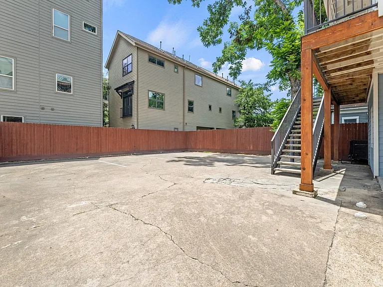 412 Drew St #1 — Photo 19