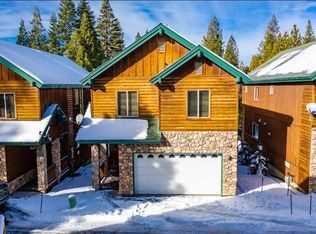 40836 Village Pass Ln, Shaver Lake, CA