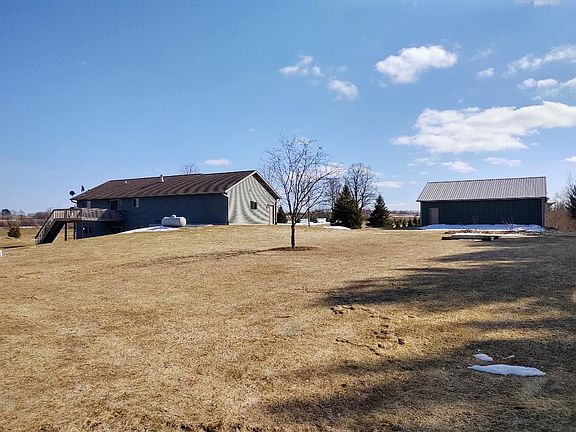 Backyard View House & Shed