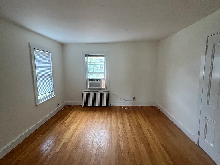 32 Maple St #2 — Photo 8