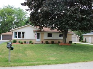 3729 W Bridge St, Greenfield, WI 53221