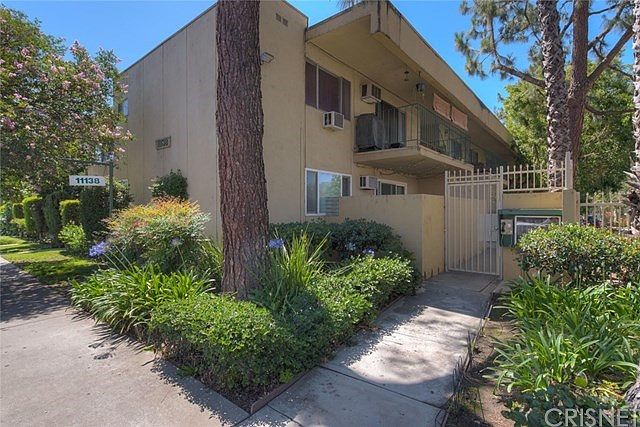 1st image of 11138 Aqua Vista St APT 38