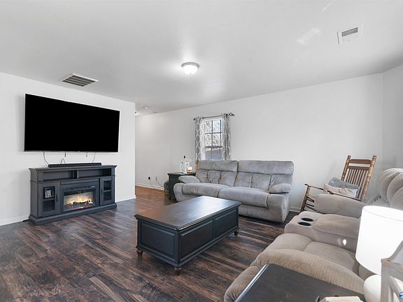 5th image of 311 Jacks Rd