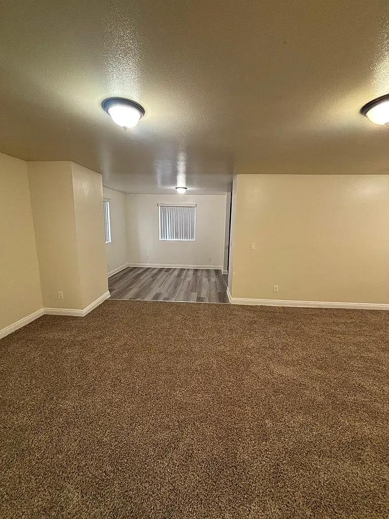 5 bed, 1709 sqft, $3,800 — Photo 4