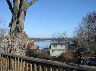 39 Highland Ave, Branford, CT 06405