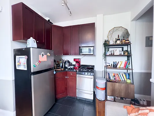 Rented by Denise Rosenblum, LREB | media 3