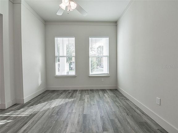 4th image of 2404 Amherst Ave
