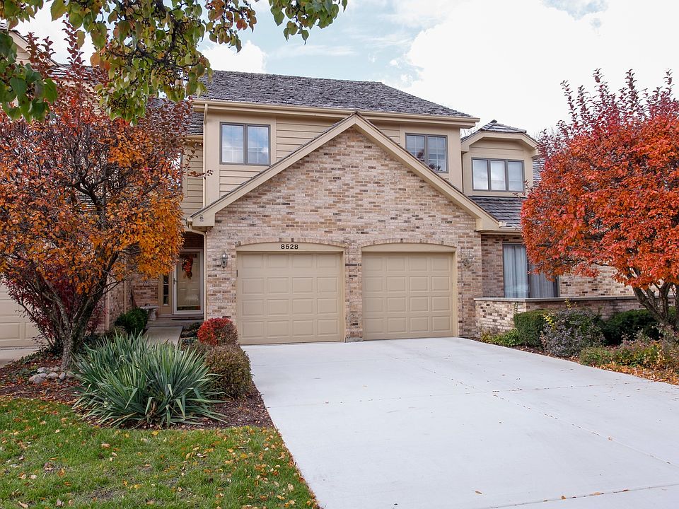 1st image of 8528 Evergreen Ln #8528