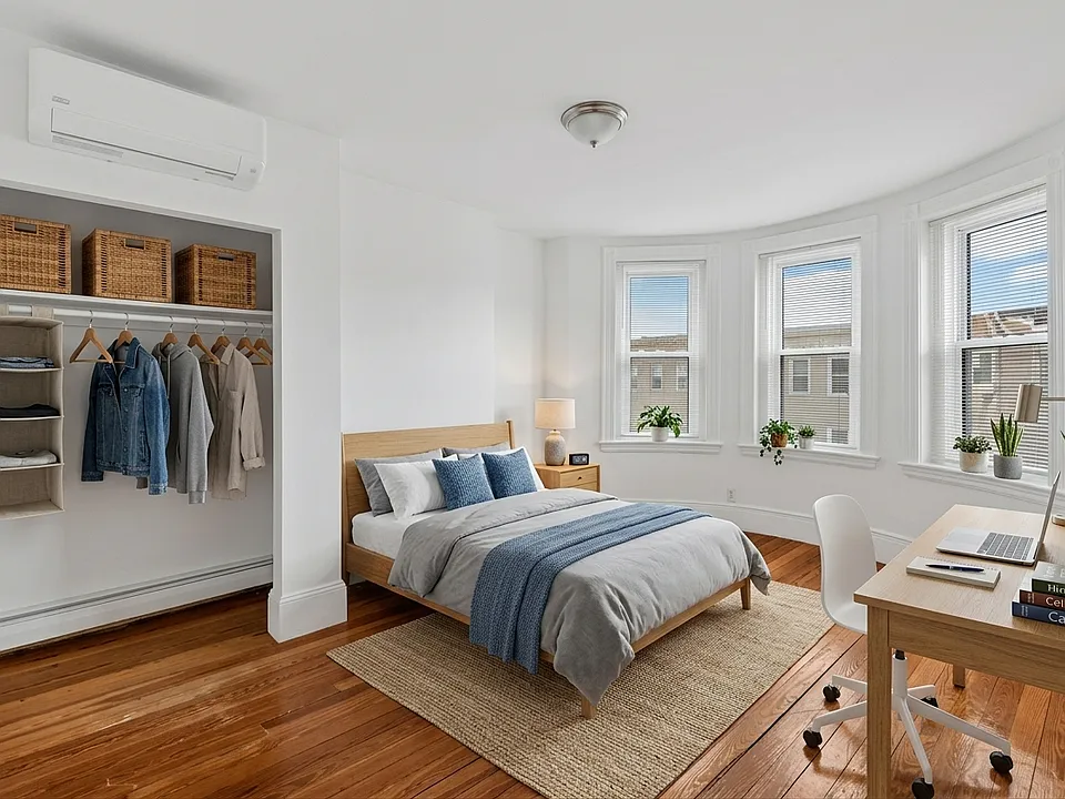 866 Huntington Ave #3