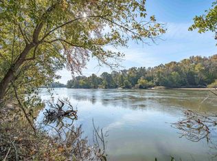 195 Wild Turkey Ln, Camden, SC 29020