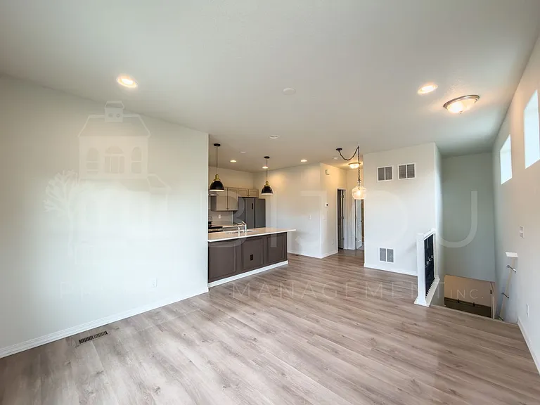 4519 Samaritan Loop — Photo 5