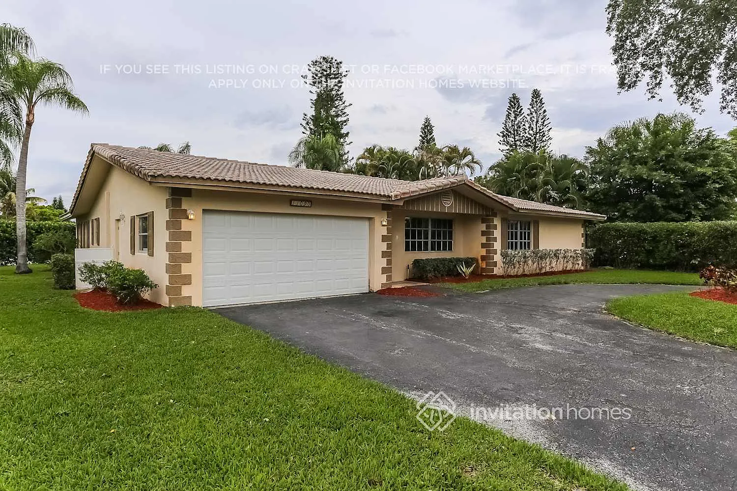 11090 Glenwood Dr Coral Springs, FL 33065 — Photo 3