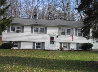 87 Edgehill Dr, Wappingers Falls, NY 12590