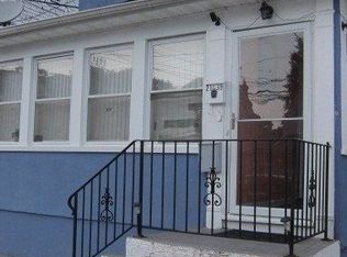 21839 104th Ave, Queens Village, NY 11429