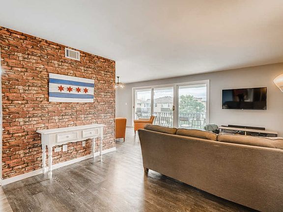 3rd image of 10340 S Keating Ave APT 303